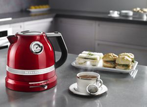 Heat water for tea, coffee and other beverages with an electric kettle.